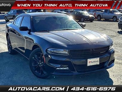 Used 2021 Dodge Charger SXT w/ Blacktop Package