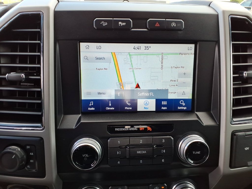 Used 2019 Ford F150 Lariat w/ Equipment Group 502A Luxury AWD/4WD image 32