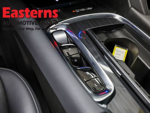 Used 2024 Buick Enclave Premium image 13