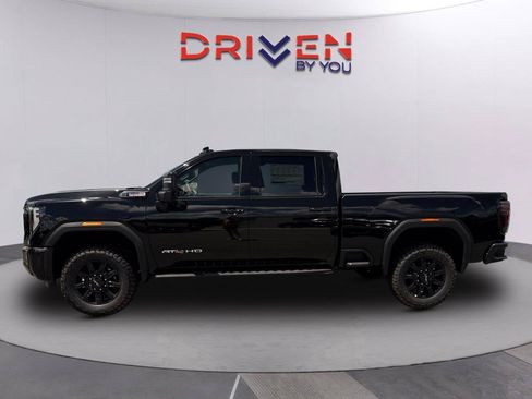 New 2026 GMC Sierra 2500 AT4 w/ AT4 Premium Plus Package AWD/4WD image 7