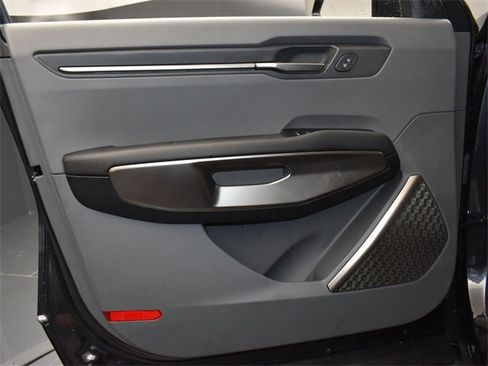 Certified 2026 Kia EV9 Light image 16