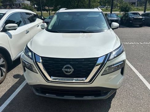 Used 2022 Nissan Rogue SL w/ SL Premium Package FWD image 14