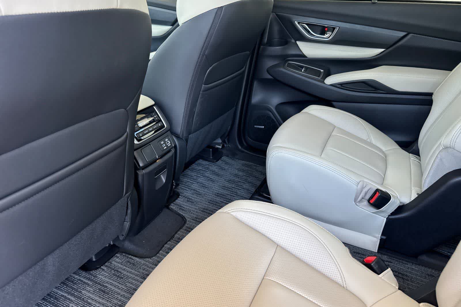 New 2026 Subaru Ascent Limited AWD/4WD image 4