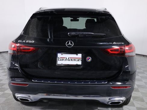 Used 2023 Mercedes-Benz GLA 250 4MATIC image 5