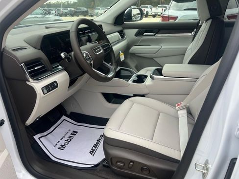 New 2026 GMC Terrain Denali w/ LPO, Floor Liner Package image 21