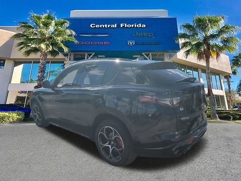 Used 2024 Alfa Romeo Stelvio Veloce image 6