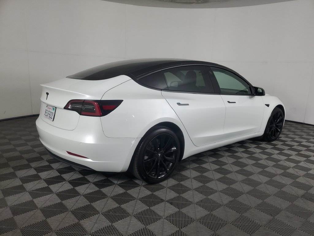 Used 2019 Tesla Model 3 Standard Range Plus RWD image 4