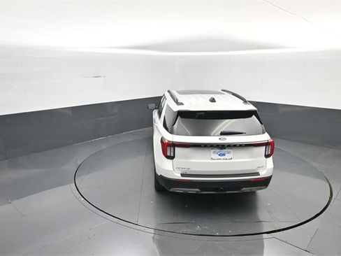 New 2026 Ford Explorer Active w/ Active Comfort Package image 27