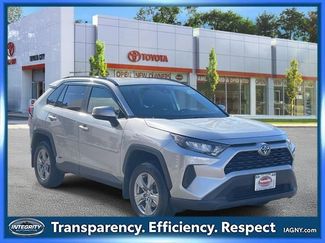 Certified 2022 Toyota RAV4 LE video 1