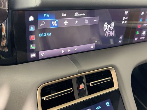 Certified 2022 Porsche Taycan GTS image 23