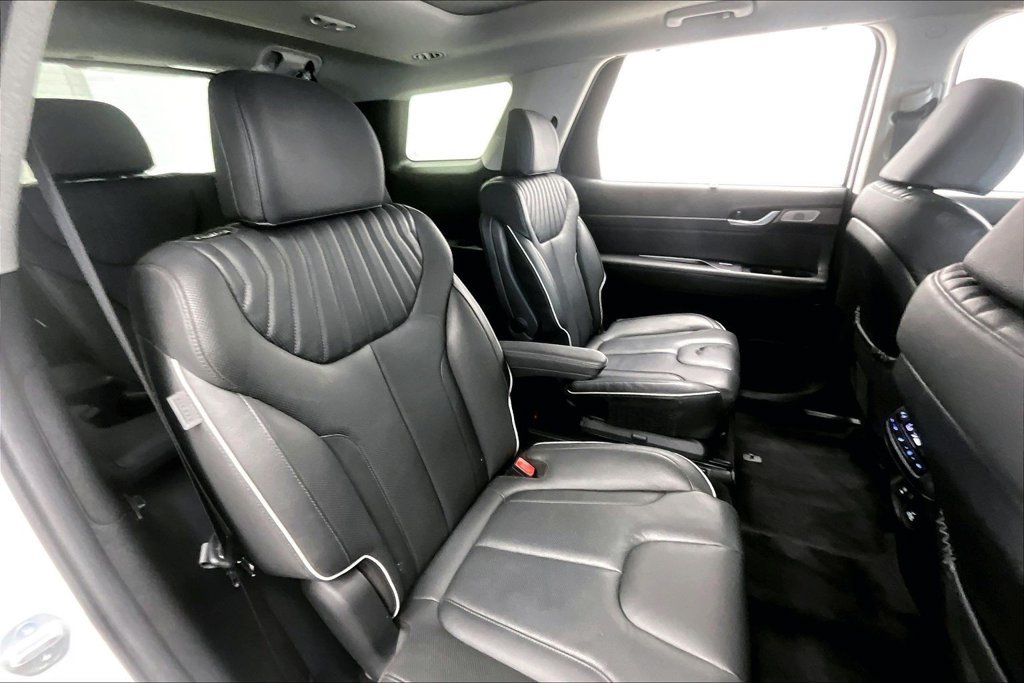 Used 2024 Hyundai Palisade Limited AWD/4WD image 28