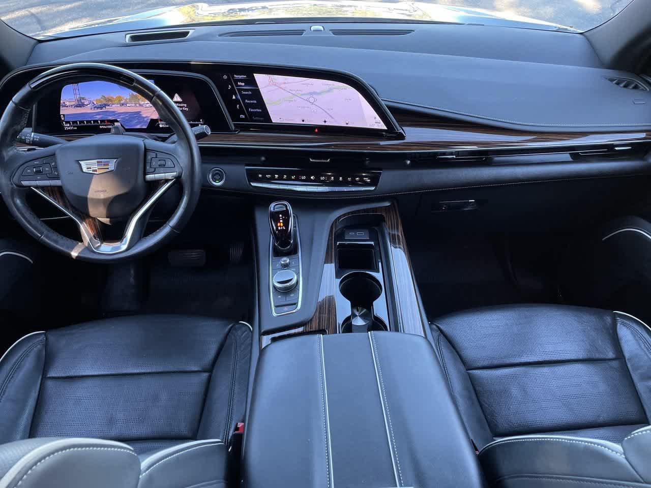 Certified 2024 Cadillac Escalade Premium Luxury w/ LPO, Floor Liner Package AWD/4WD image 27