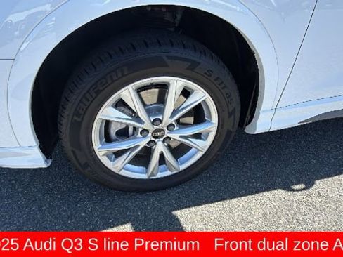 Used 2025 Audi Q3 2.0T Premium AWD/4WD image 9