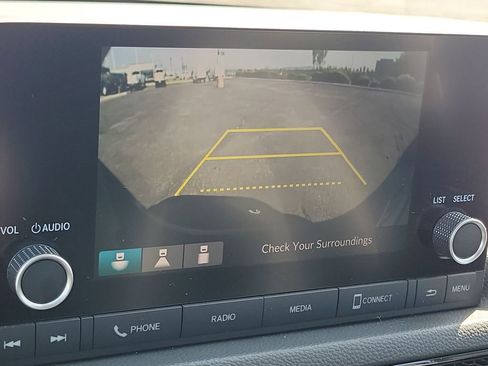 Used 2024 Honda Civic EX-L image 14