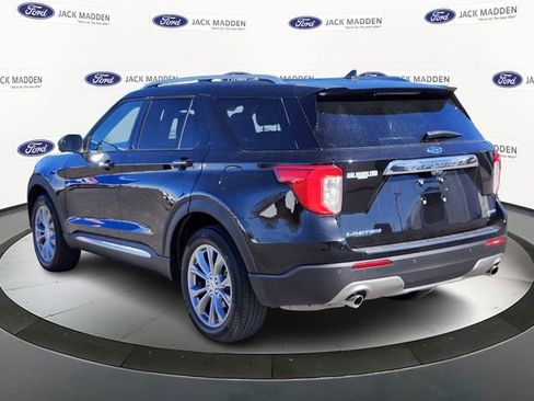 Certified 2023 Ford Explorer Limited image 3