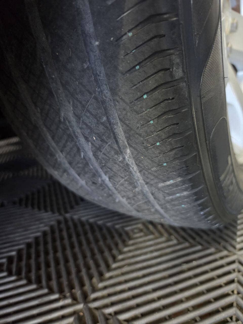 Used 2012 Dodge Challenger SXT RWD image 23
