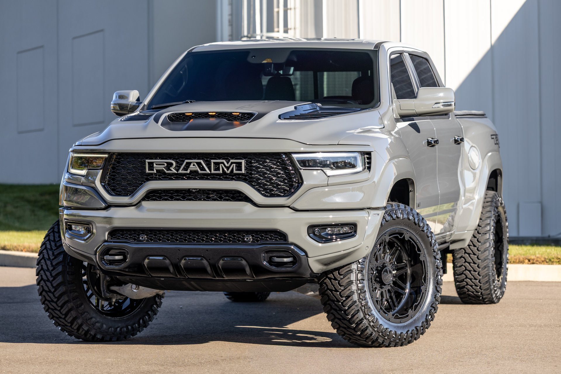 Used 2023 RAM 1500 TRX w/ TRX Level 2 Equipment Group AWD/4WD image 1