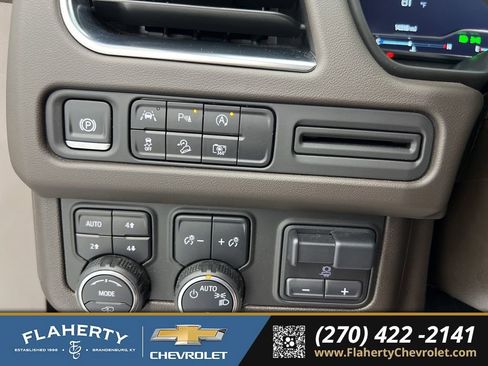 Used 2024 Chevrolet Tahoe Z71 w/ Z71 Off-Road Package image 25