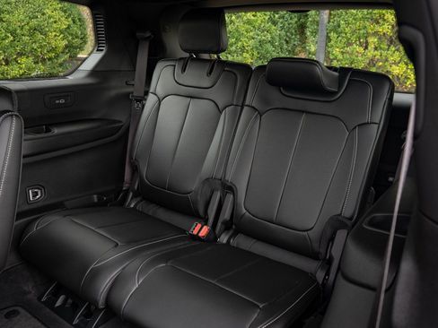 New 2025 Jeep Grand Cherokee L Limited AWD/4WD image 20