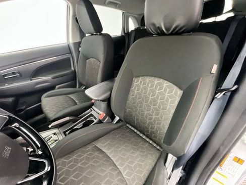 Used 2026 Mitsubishi Outlander Sport AWD image 11