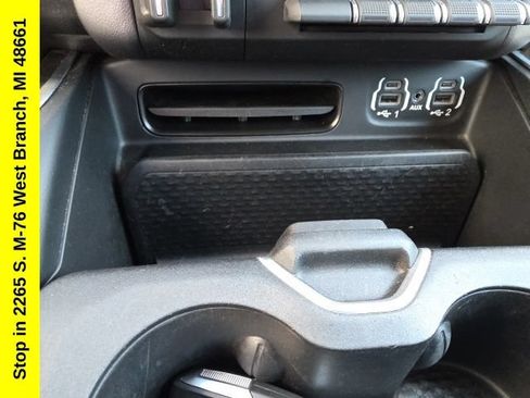 Used 2020 RAM 1500 Big Horn AWD/4WD image 30