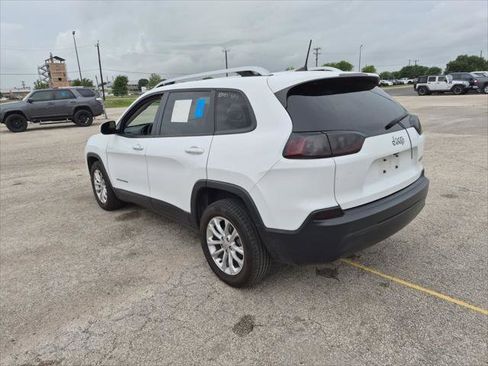 Used 2020 Jeep Cherokee Latitude FWD image 22