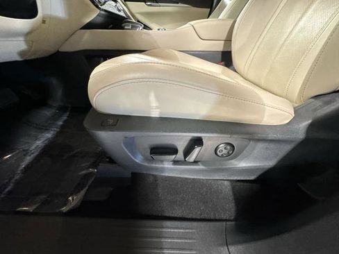 Certified 2024 INFINITI QX60 Sensory w/ Vision Package image 18