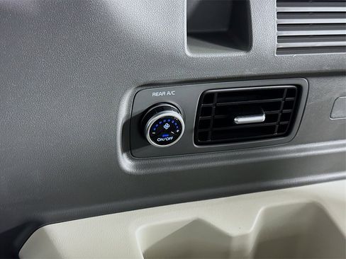 Used 2024 Hyundai Santa Fe SEL image 25