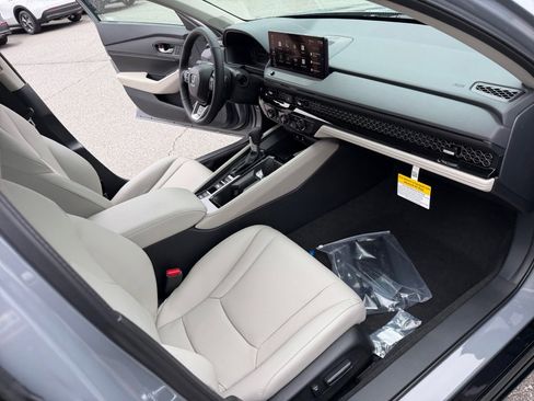 New 2026 Honda Accord Touring image 28