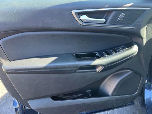 Used 2017 Ford Edge SEL w/ Equipment Group 201A image 8