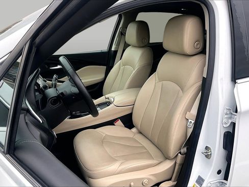 Used 2020 Buick Envision Essence w/ Experience Buick Package image 25