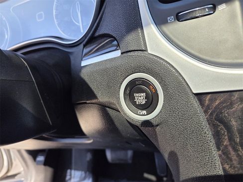 Used 2022 Chrysler 300 Touring L w/ Popular Equipment Group image 29