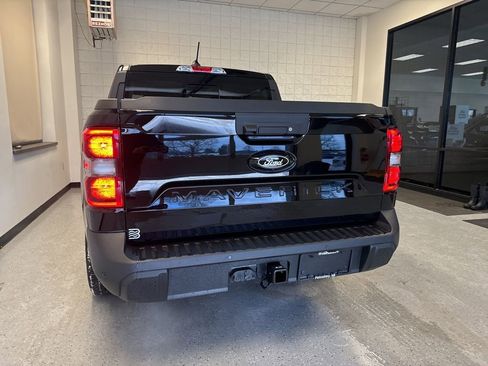New 2025 Ford Maverick Lariat w/ Black Appearance Package AWD/4WD image 18