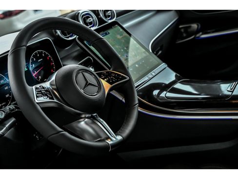 New 2026 Mercedes-Benz GLC 300 4MATIC image 10
