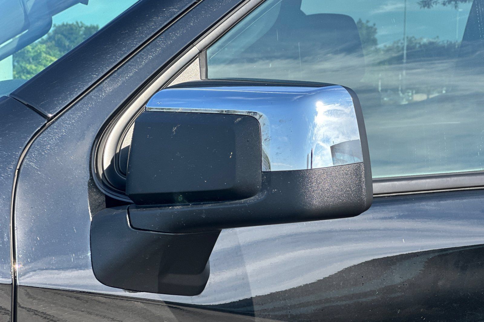 Used 2025 Chevrolet Silverado 1500 LT RWD image 51