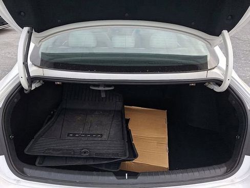 Certified 2023 Hyundai Sonata Limited w/ Cargo Package image 30