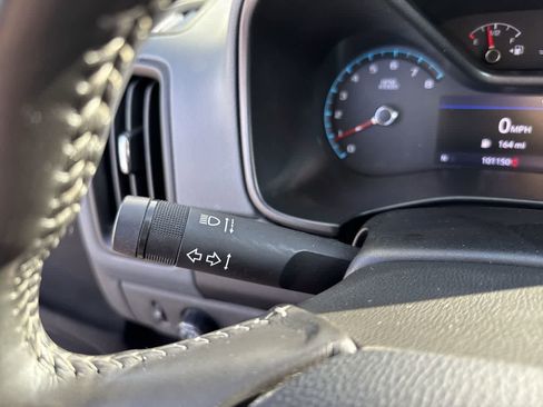 Used 2020 Chevrolet Colorado Z71 image 24