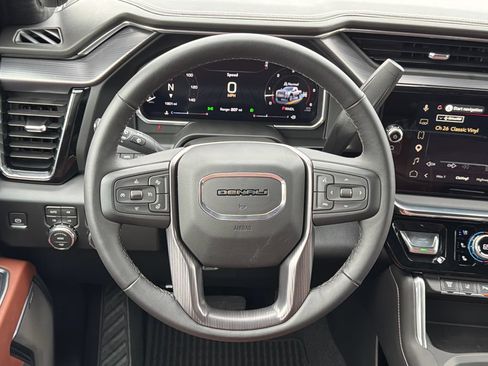 Used 2026 GMC Sierra 2500 Denali Ultimate AWD/4WD image 15