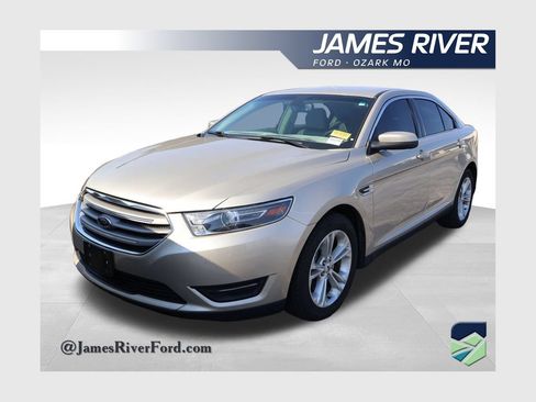 Used 2017 Ford Taurus SEL FWD image 1
