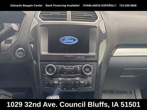 Used 2017 Ford Explorer XLT w/ Equipment Group 201A FWD image 21