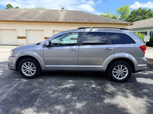 Used 2016 Dodge Journey SXT image 5