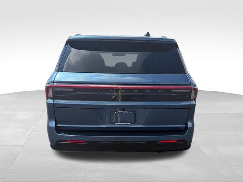 New 2027 Lincoln Navigator Reserve w/ Jet Appearance Package AWD/4WD image 9