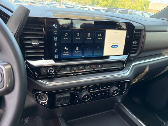 Used 2024 Chevrolet Silverado 3500 High Country w/ Technology Package AWD/4WD image 17