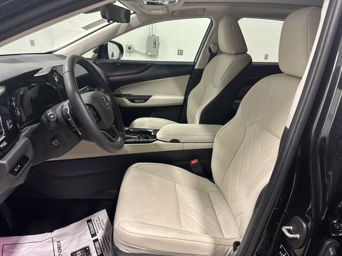 Used 2026 Lexus NX 350 AWD w/ Accessory Package (K3) image 16