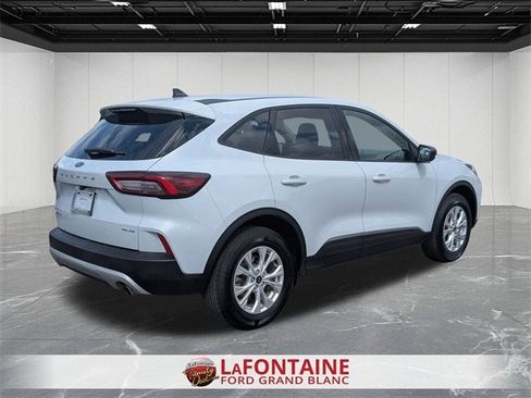 Certified 2025 Ford Escape Active image 5