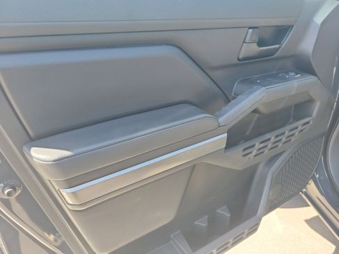 Used 2024 Toyota Tacoma SR5 AWD/4WD image 14