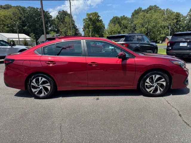 Used 2025 Subaru Legacy Premium AWD/4WD image 9