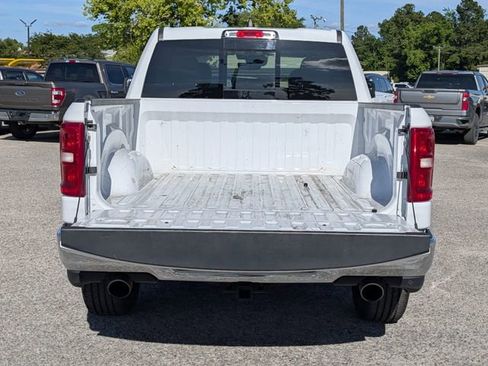 Used 2025 RAM 1500 Big Horn AWD/4WD image 13