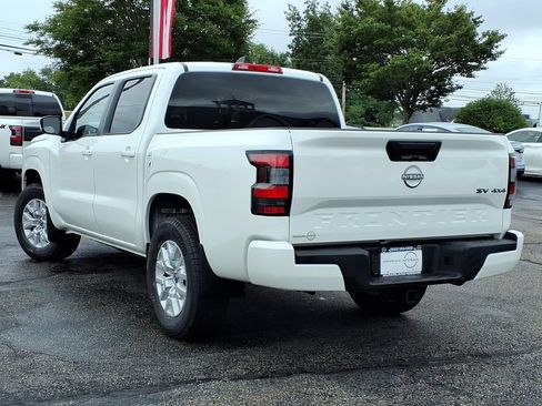 Certified 2023 Nissan Frontier SV w/ Tow Package AWD/4WD image 5