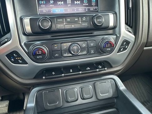 Used 2018 GMC Sierra 1500 SLT w/ SLT Premium Package AWD/4WD image 14